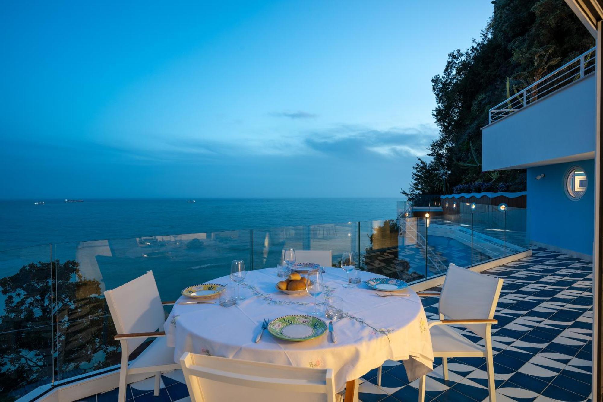 Laguna Blu - Resort Villa Overlooking The Sea On The Amalfi Coast Vietri Exterior foto